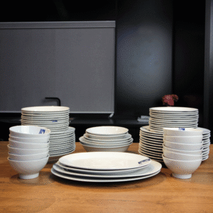 Momaz 70 Pcs Round Porcelain Serving Set