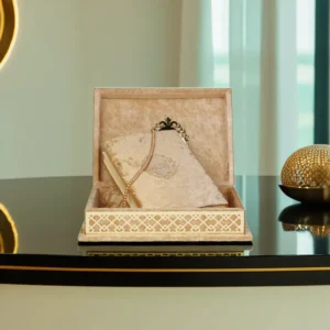Valvet Gold 10x21x31cm Quraan with Box1