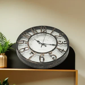 Circular 35m Black & Gold Wall Watch1