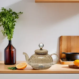 Golden Glass Polygon Design Tea Pot with Wooden Lid1