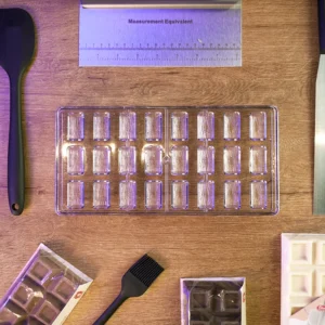 Polycarbonate 25 Slots Rectangle Shaped Textured Chocolate Mold1