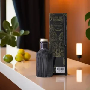 Amber Wood 200ml Diffuser1