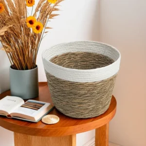 Straw 20x26cm White & Beige Basket1