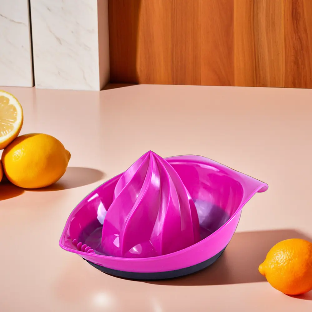 Citrus Magenta Juicer With Rubber Base1