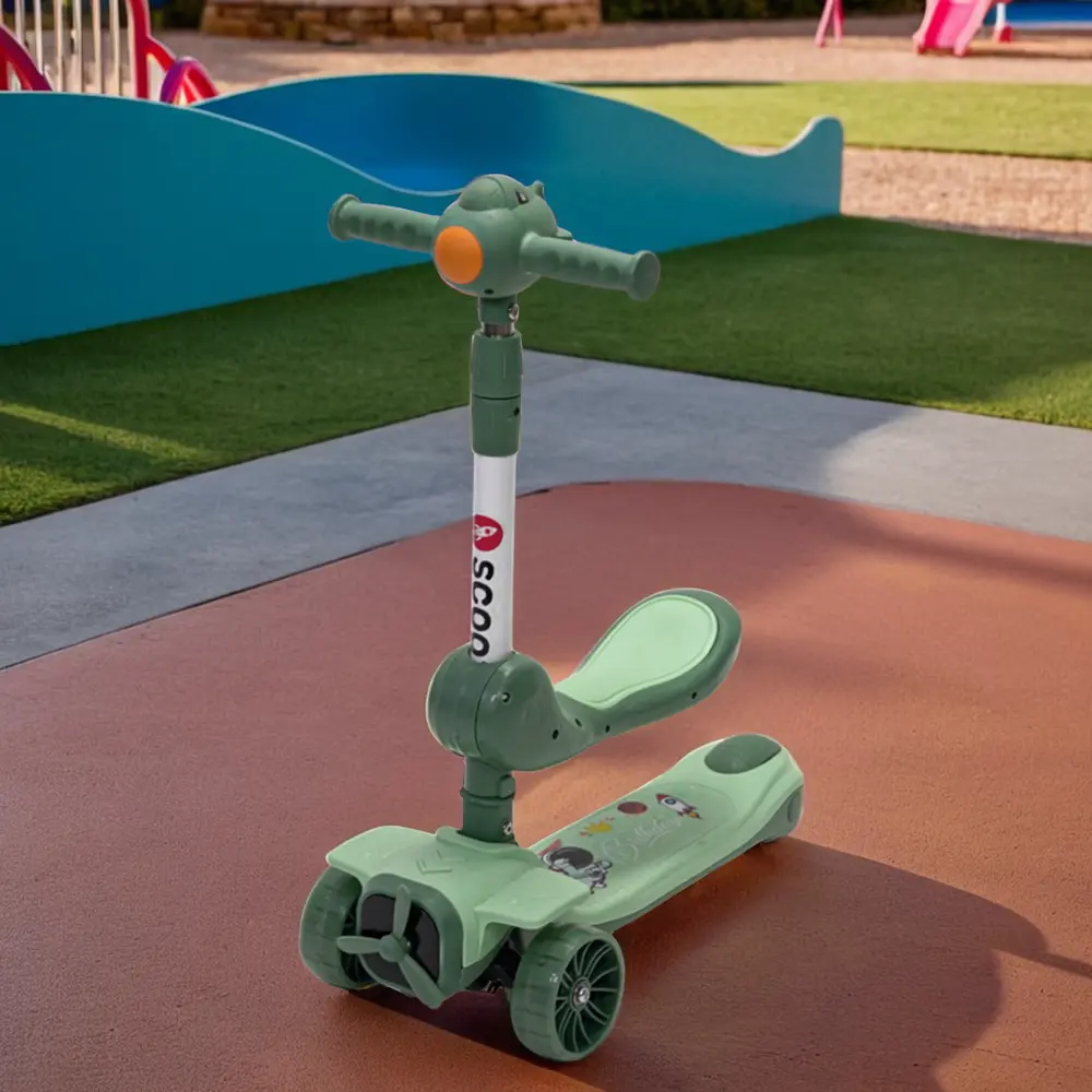 Astronaut design 3 wheels green scooter with seat1