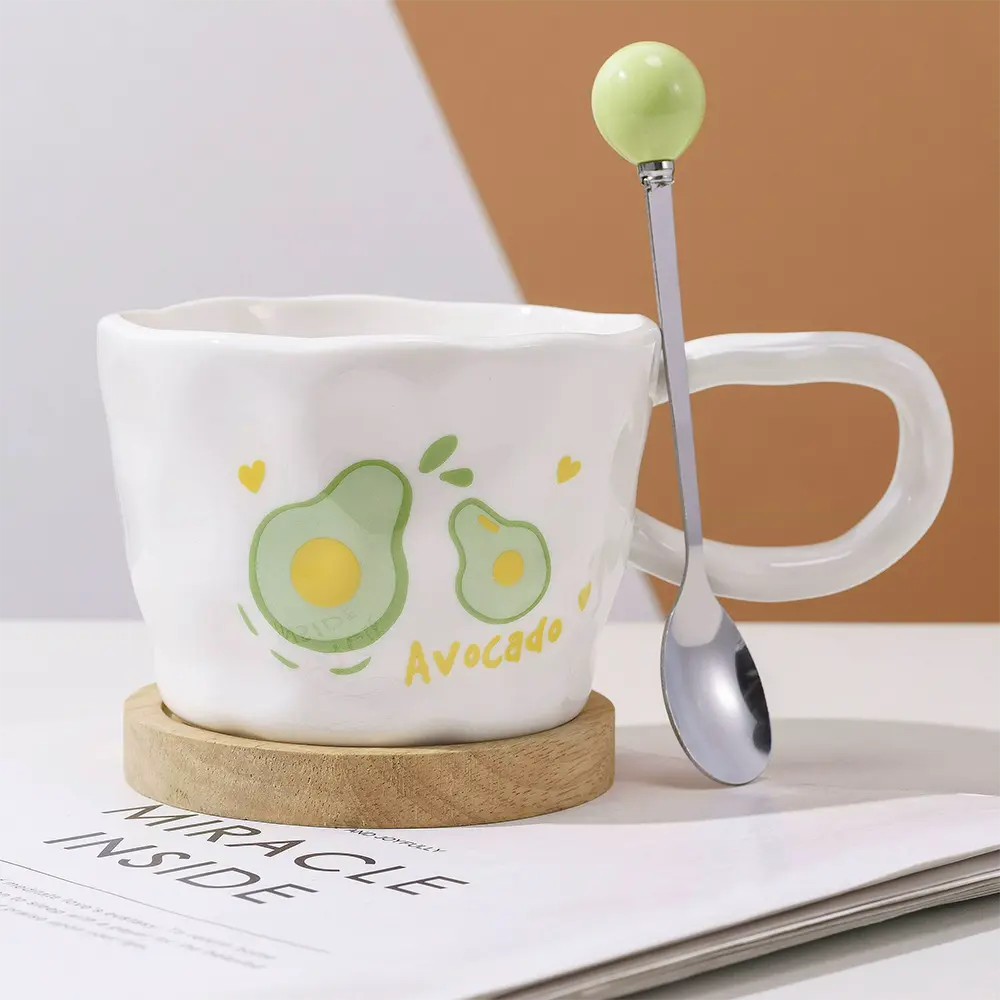 Ceramic 400ml avocado design mug with spoon2