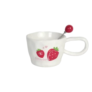 Ceramic 400ml strawberry design mug with spoon