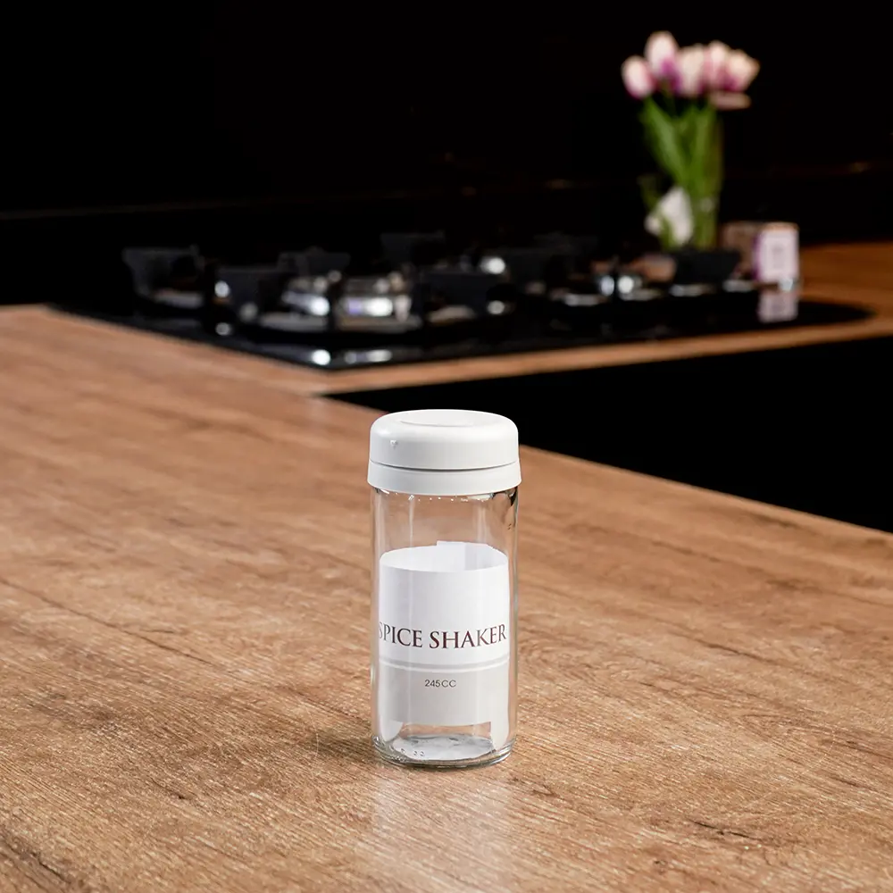 Qlux 245ml glass troya white spices shaker1