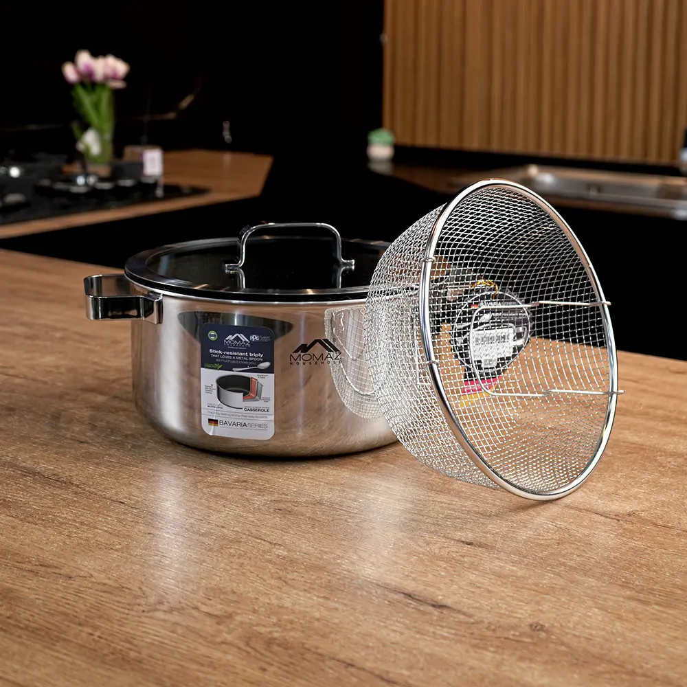 Momaz 20cm stick resistant frying pot with glass lid & strainer1