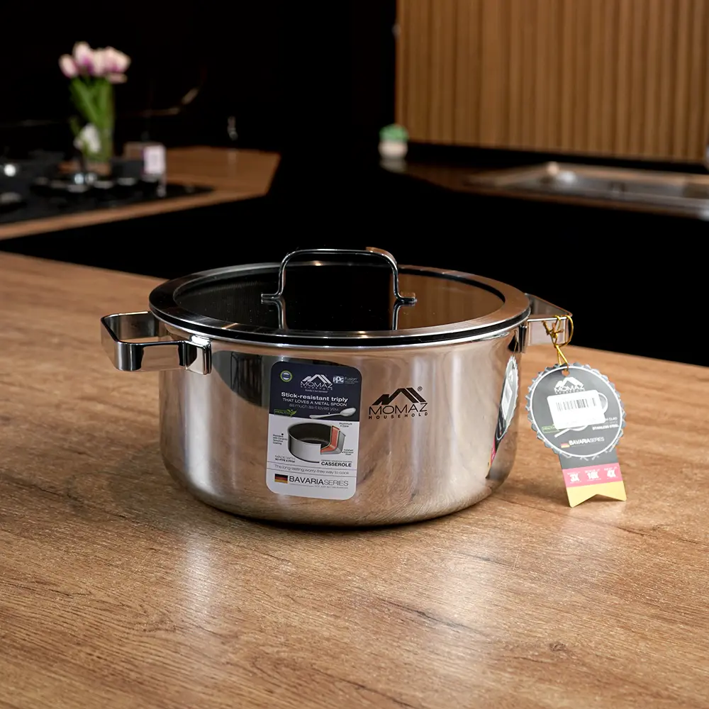 Momaz 26cm stick resistant cooking pot with glass lid1
