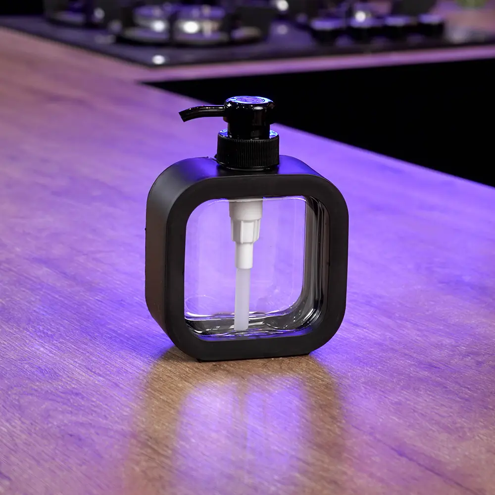 Black square liquid soap dispenser1