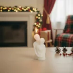 Embracing Shape Couple White Candle1