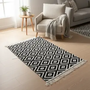 Dual Side 90x60cm Geometric Black & White Carpet
