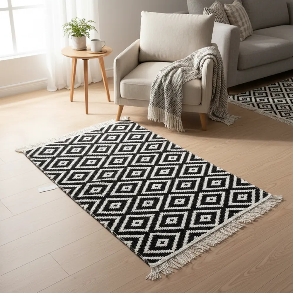 Dual-Side-90x60cm-Geometric-Black-&-White-Carpet Dual Side 90x60cm Geometric Black & White Carpet