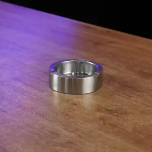 Stainless 11.5cm Round Shaped Ashtray1