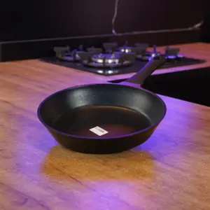 ALMA Premium 30 cm Aluminum Frying Pan1