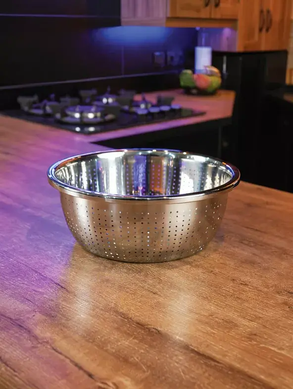 Stainless 32cm Silver Strainer1