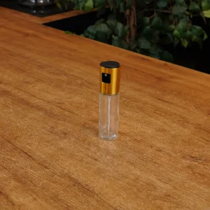 Glass 100ml Oil Spray Bottle with Golden Lid1