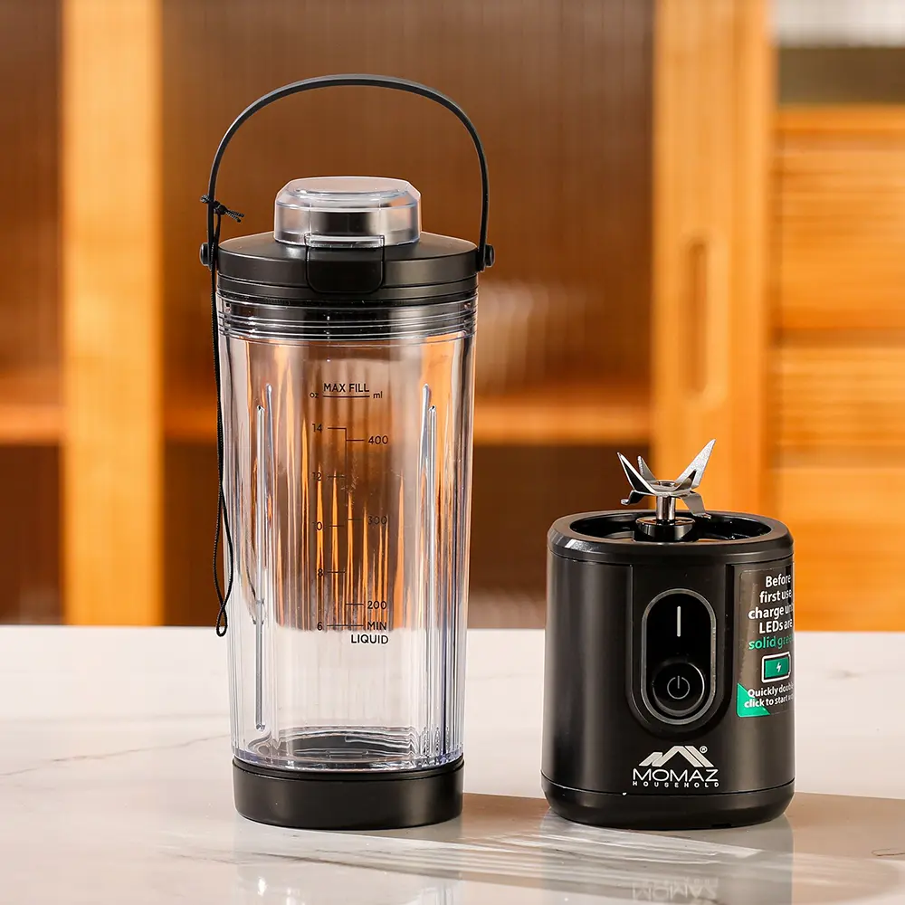 Momaz 600W Rechargeable Portable Blender2